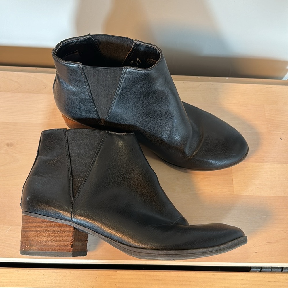 Dr.Scholls Black Size: 8 Women’s Short Boots - Picture 5 of 6